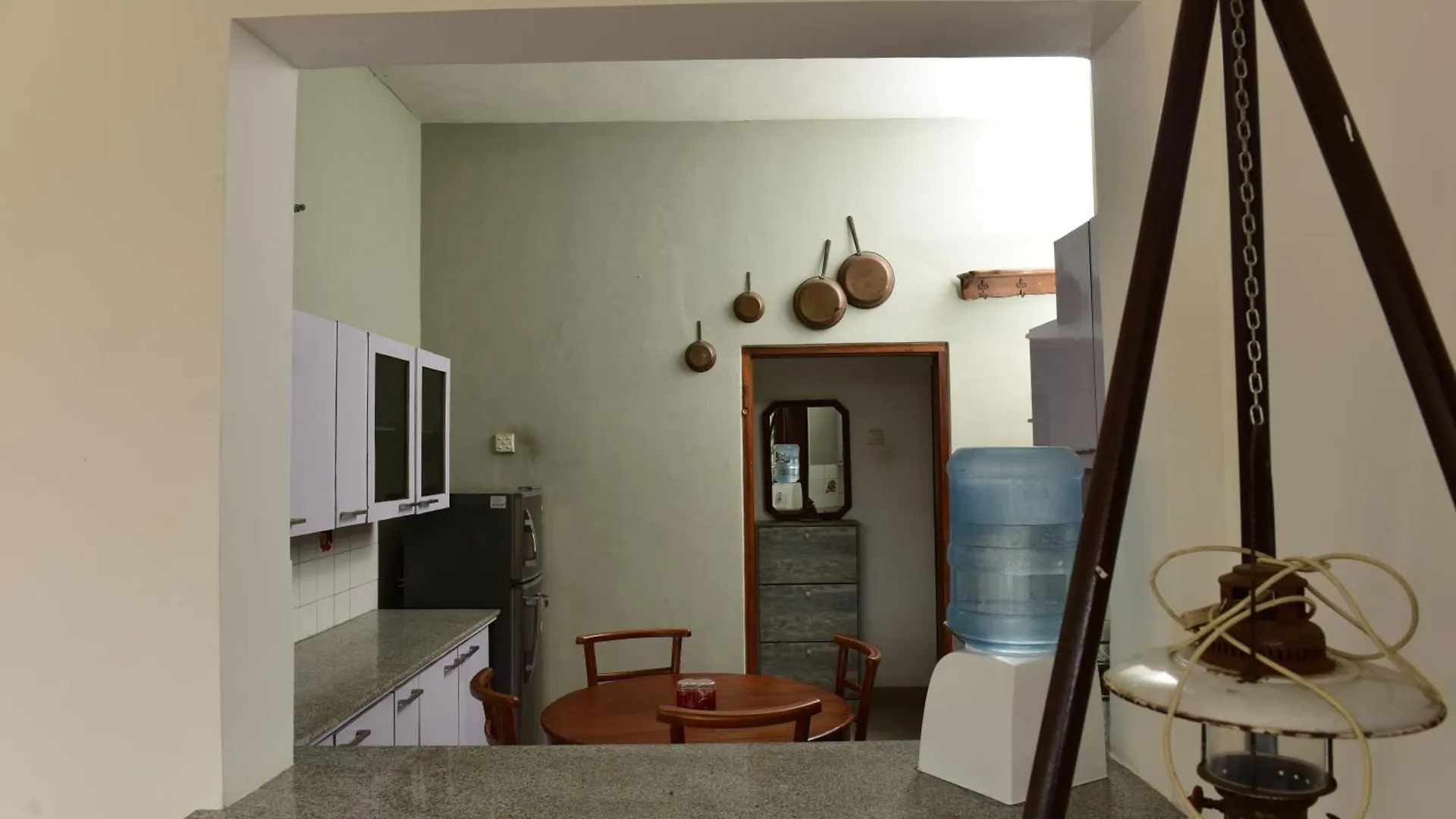Отель Bird'S Way Villa Канди