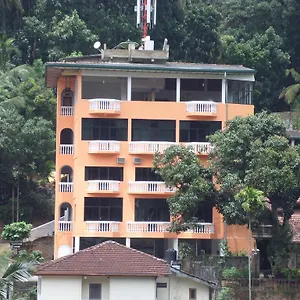 2* Hotel Majestic Tourist
