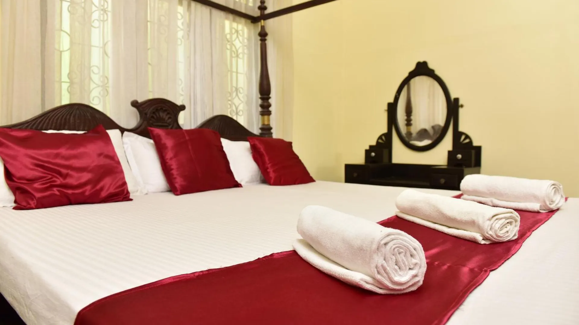 Hotel Bird'S Way Villa Kandy